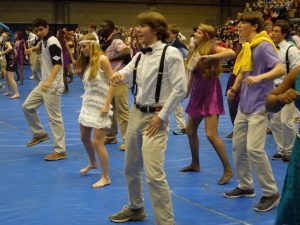 With the fierce cross-grade competition, does Spirit Week bring the Academy together or split us apart?