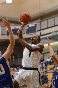 Senior guard Elijah Holifield is averaging 18.5 points per game and is attracting attention from many colleges. Along with his lone offer from Air Force, Elijah has received interest from Coastal Carolina, Gardner Webb, New Orleans and many others.